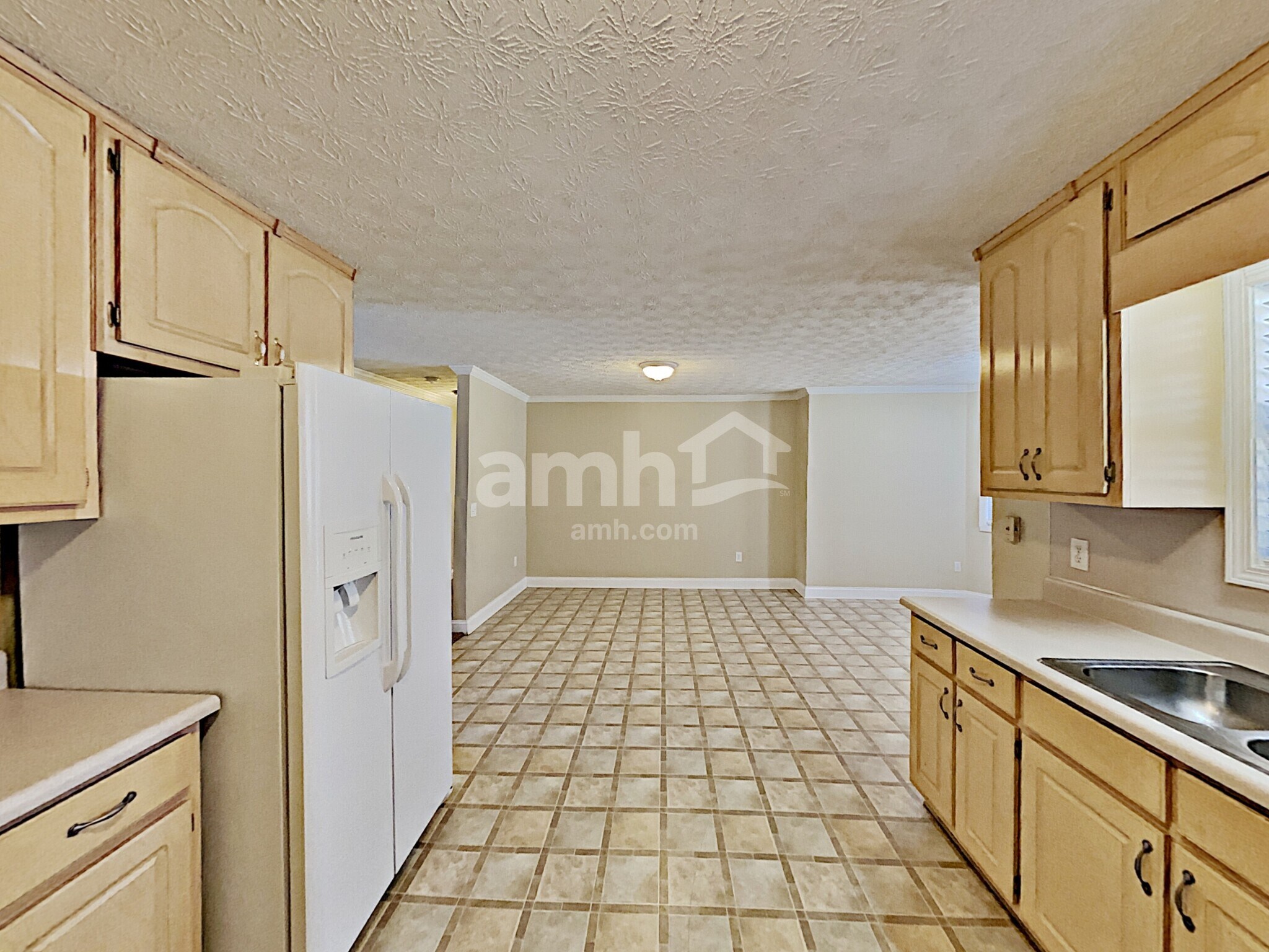 Building Photo - 887 Kendall Park Dr