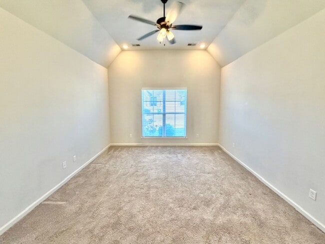 Building Photo - MiskellyDrive1521