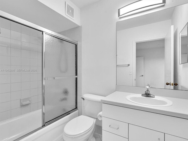 Building Photo - 3932 San Simeon Ln