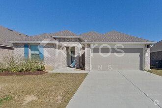 Building Photo - 417 Mango Dr