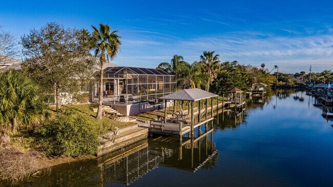 Building Photo - 23 Claridge Ct N