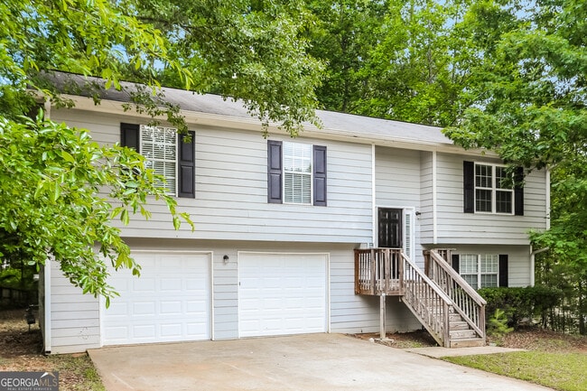 Building Photo - 7220 Woodcreek Way