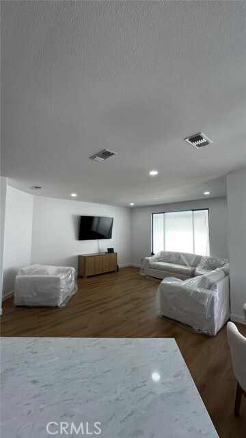Building Photo - 1160 Vallejo St