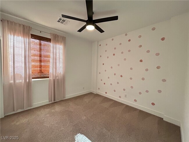 Building Photo - 8085 Skye Roar Ct