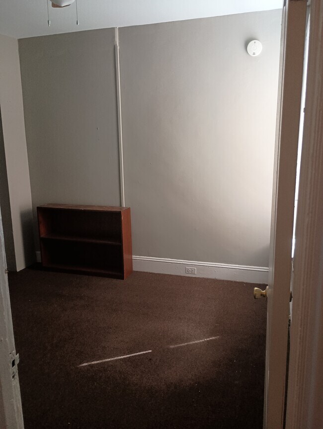 Building Photo - 46 N 56th St