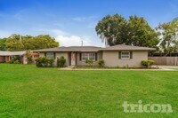 Building Photo - 331 Mendez Dr