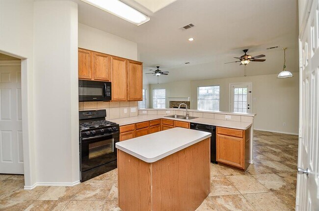 Building Photo - 3268 Jessica Ct