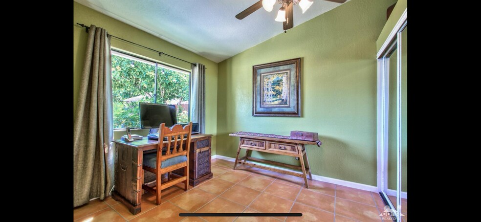 Building Photo - 28790 Avenida Marquesa