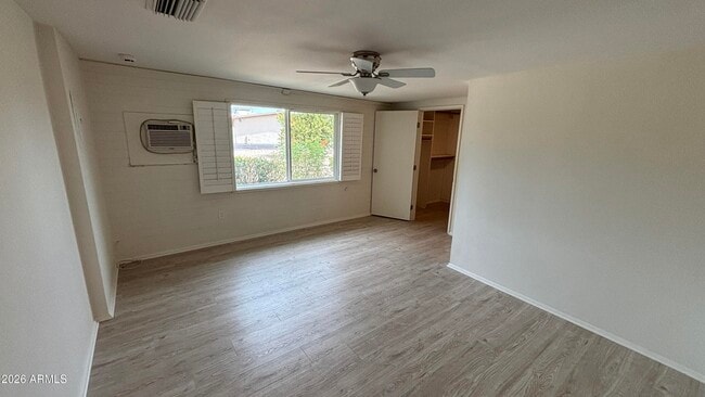 Building Photo - 10606 W Oakmont Dr