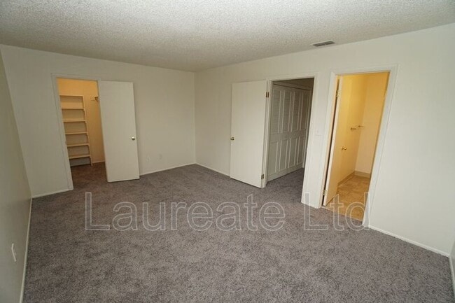 Building Photo - 7260 S Gaylord St