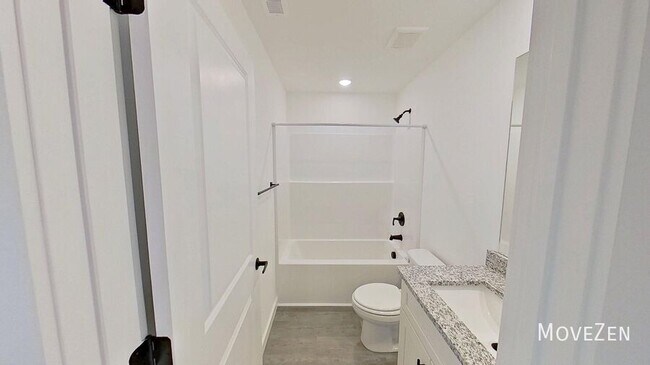 Building Photo - 16 Catawba Ave