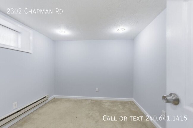 Building Photo - 2302 Chapman Rd