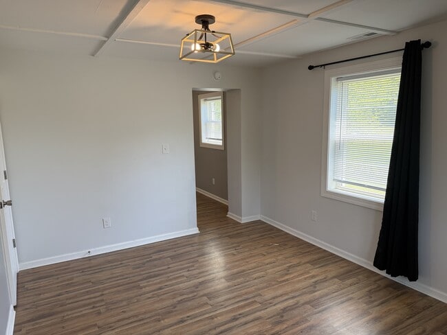 Building Photo - 1273 Halltown Rd