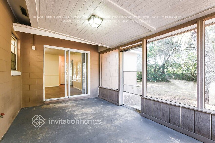 Building Photo - 543 Willow Way