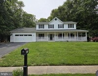 Building Photo - 1009 Wales Dr