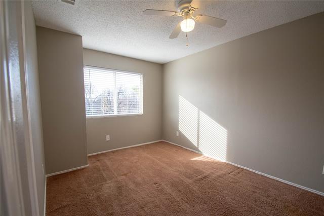 Building Photo - 2703 Clayton Oaks Dr