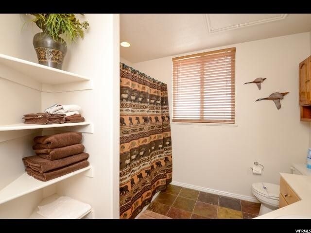 Building Photo - 5122 Moose Hollow Dr