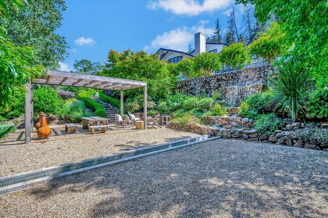 Building Photo - Welcome to Your Luxurious Napa Valley Retr...