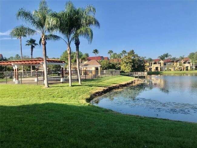Building Photo - 3700 Castle Pines Ln