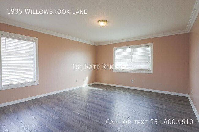 Building Photo - 1935 Willowbrook Ln