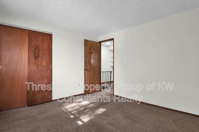 Building Photo - 3490 Clarkston Ave