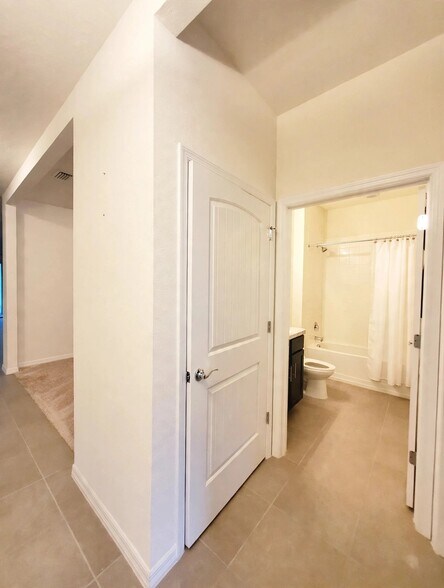 Building Photo - 17589 Garsalaso Cir