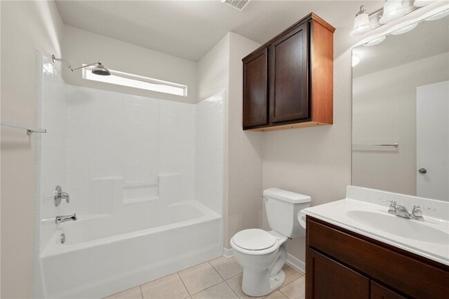 Building Photo - 919 Windmeadows Dr