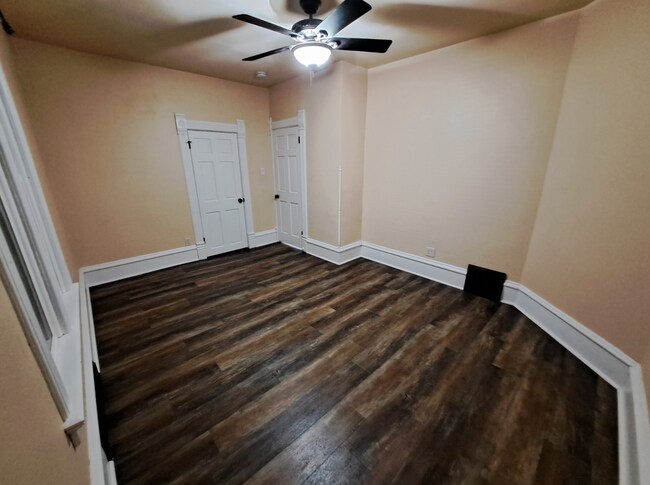 Bedroom 1 - 204 Edna St