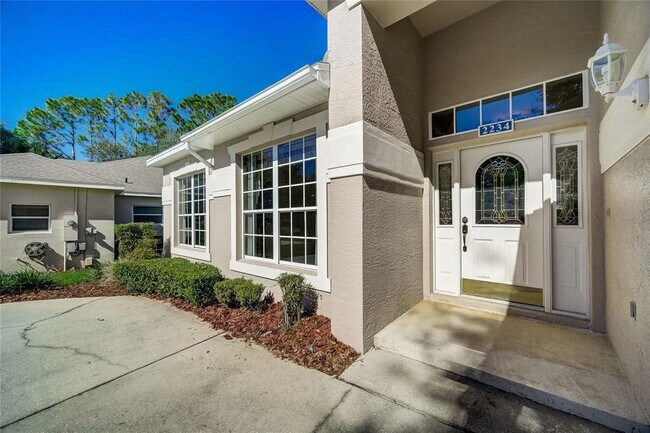 Building Photo - 2234 Fenton Ave