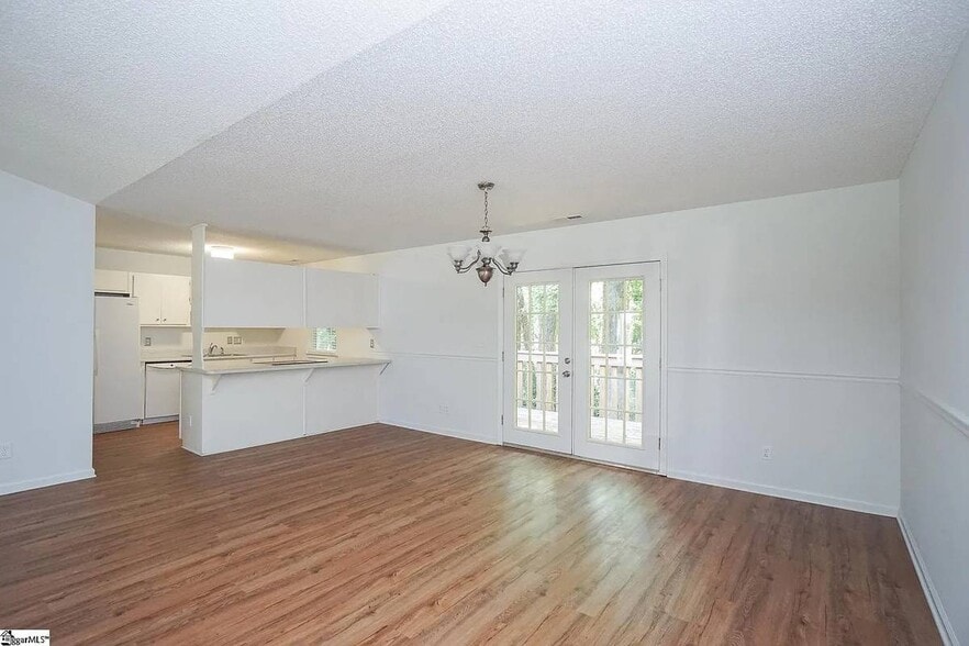 Building Photo - 106 Greenapple Way