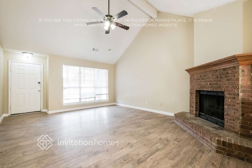 Building Photo - 40 Carrera Rd