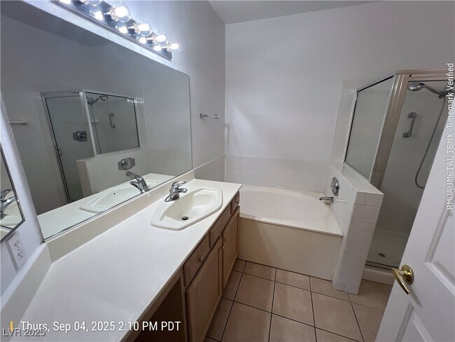 Building Photo - 2050 W Warm Springs Rd