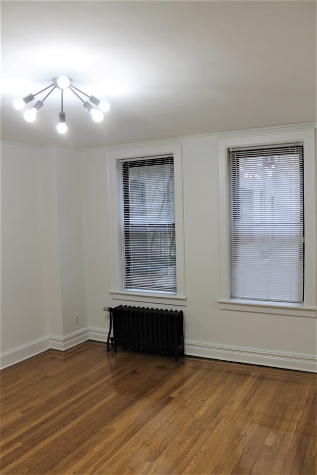 Building Photo - 56 Glenwood Ave