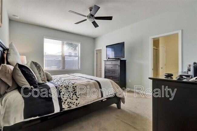 Building Photo - 16321 Treasure Point Dr