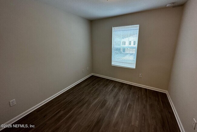 Building Photo - 8206 Halls Hammock Ct