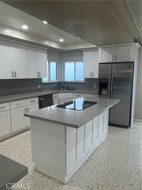 Building Photo - 35 Oceanaire Dr