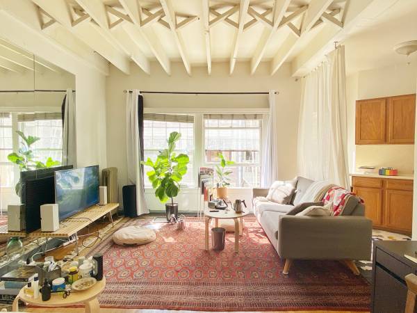 Building Photo - 2121 James M Wood Blvd