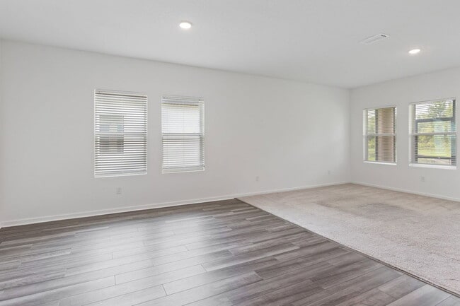 Building Photo - 35747 Buttonweed Trl