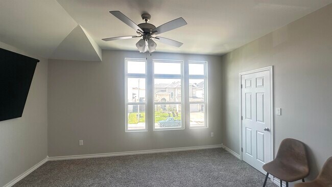 Building Photo - 1613 Ocaso Dr