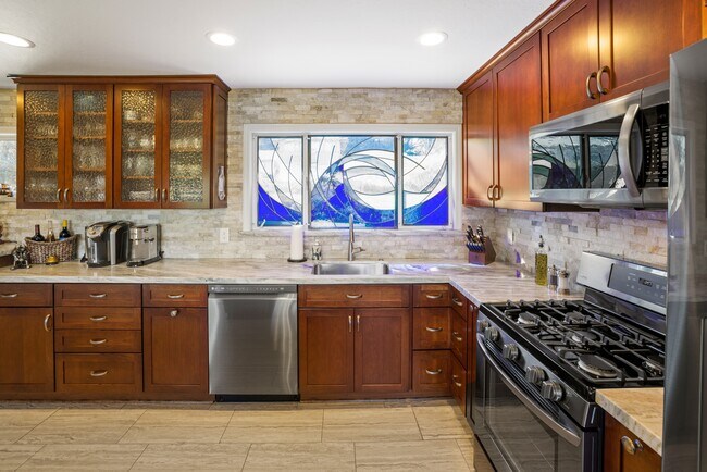 Building Photo - 3035 Ribera Rd