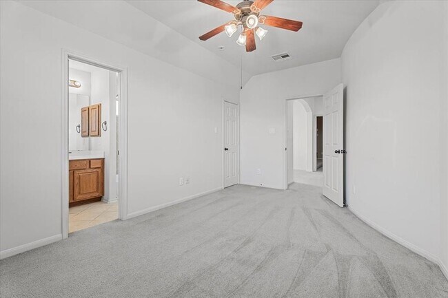 Building Photo - 7 Canyon Wren Dr
