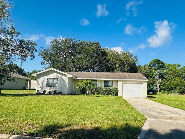 Primary Photo - VERO BEACH HIGHLANDS