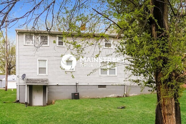 Building Photo - 3 Bedroom Pet-Friendly Home in Kansas City...