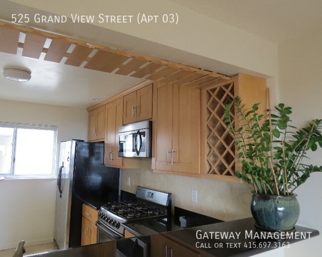 Building Photo - 525 Grand View Ave