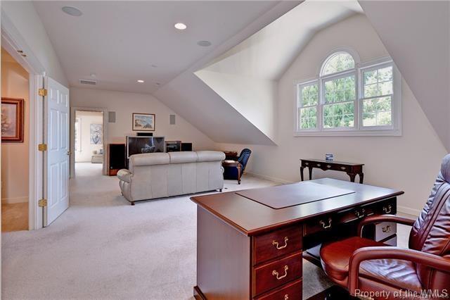 Building Photo - 116 Westbury