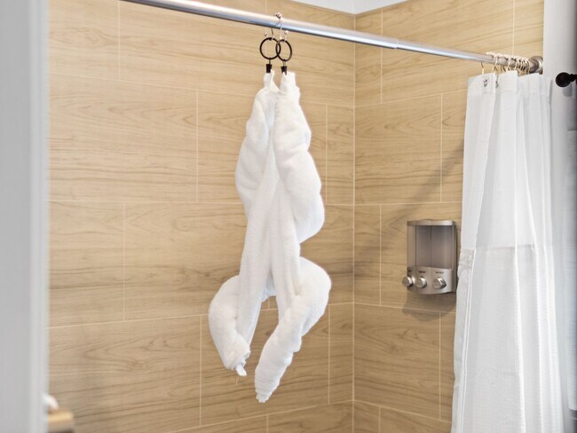 Building Photo - Charming Furnished 2BR Bungalow in Rockwood