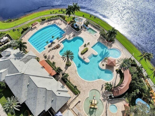 Primary Photo - 1641 Zenith Way