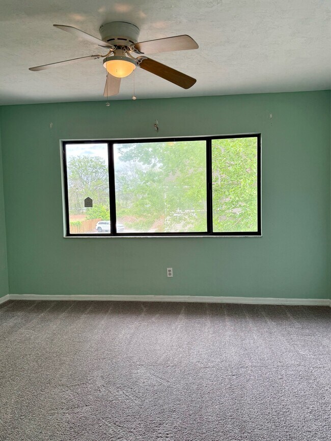 Building Photo - 6264 SW 8th Pl