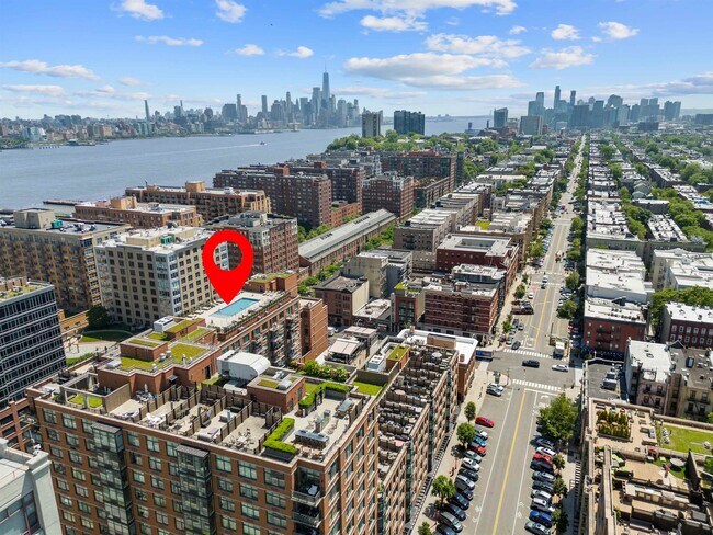 Building Photo - 1400 Hudson St