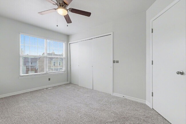 Building Photo - 4152 Charleston Dr